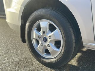 Voertuigafbeelding 13