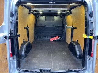 Voertuigafbeelding 4