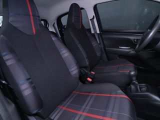 Voertuigafbeelding 6