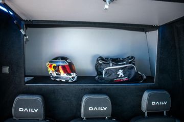 Voertuigafbeelding 13