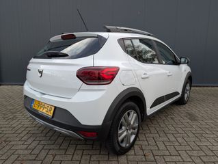 Voertuigafbeelding 3