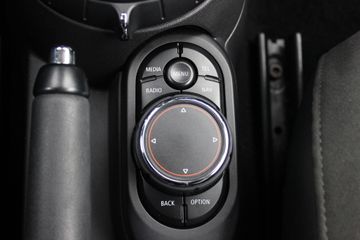 Voertuigafbeelding 29