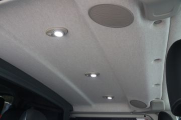 Voertuigafbeelding 13