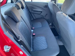 Voertuigafbeelding 12