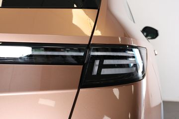 Voertuigafbeelding 7