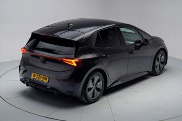 Voertuigafbeelding 12