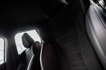 Voertuigafbeelding 4