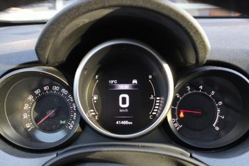 Voertuigafbeelding 18