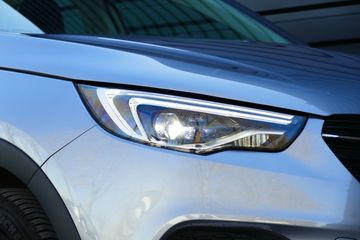 Voertuigafbeelding 8