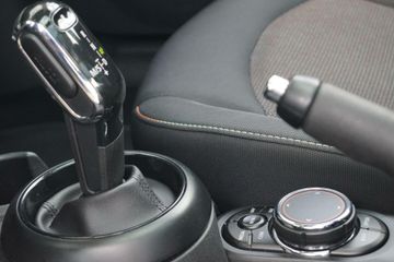 Voertuigafbeelding 18