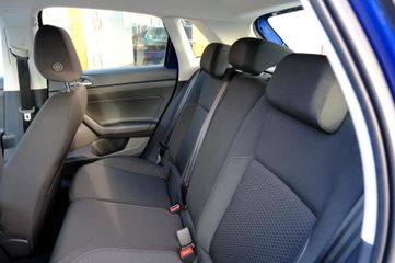 Voertuigafbeelding 21