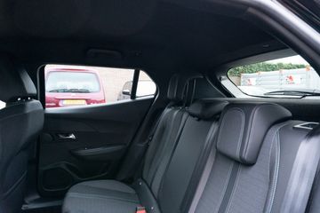 Voertuigafbeelding 17