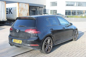 Voertuigafbeelding 3