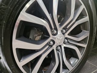 Voertuigafbeelding 6