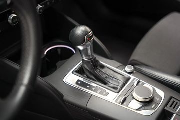 Voertuigafbeelding 25