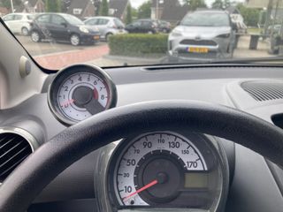 Voertuigafbeelding 4