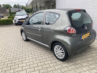 Voertuigafbeelding 9