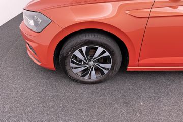 Voertuigafbeelding 6