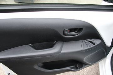 Voertuigafbeelding 11