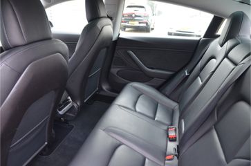 Voertuigafbeelding 11