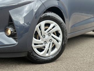 Voertuigafbeelding 8