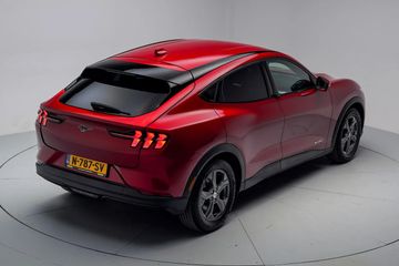 Voertuigafbeelding 13