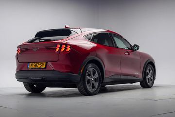 Voertuigafbeelding 35