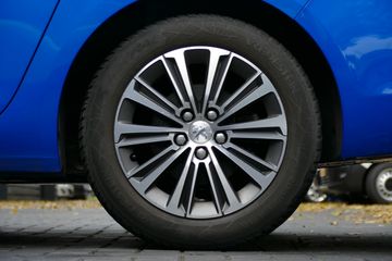 Voertuigafbeelding 11