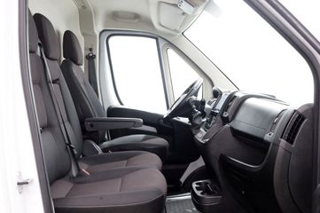 Voertuigafbeelding 2