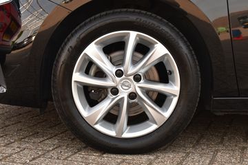 Voertuigafbeelding 23