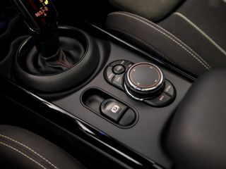 Voertuigafbeelding 32