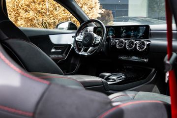 Voertuigafbeelding 18