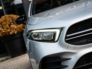 Voertuigafbeelding 35