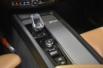 Voertuigafbeelding 23