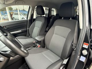 Voertuigafbeelding 16