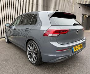 Voertuigafbeelding 2