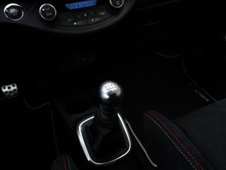 Voertuigafbeelding 21