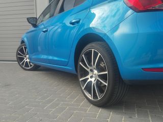 Voertuigafbeelding 6