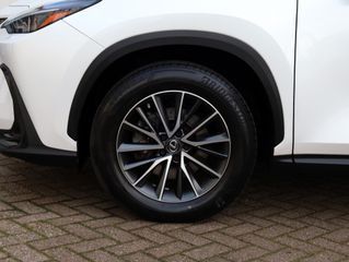 Voertuigafbeelding 8