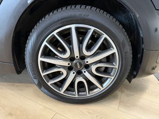 Voertuigafbeelding 38