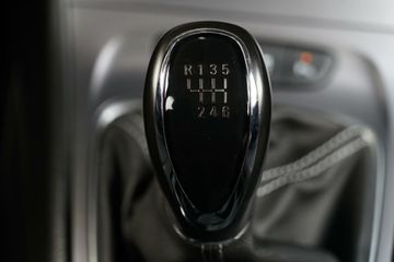 Voertuigafbeelding 12