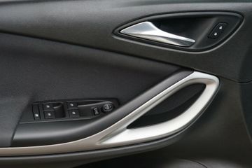 Voertuigafbeelding 18