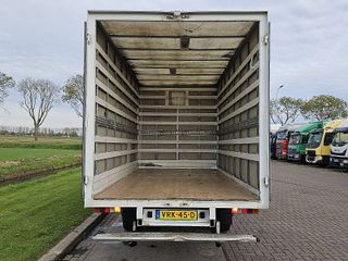 Voertuigafbeelding 9