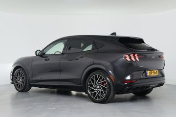 Voertuigafbeelding 5