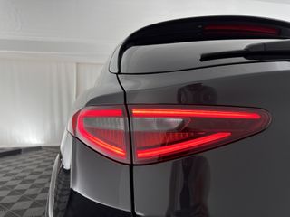 Voertuigafbeelding 26