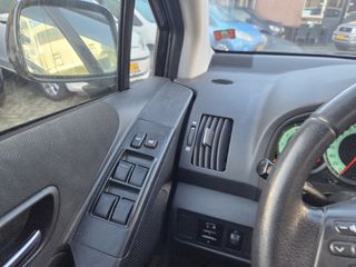 Voertuigafbeelding 17