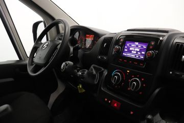 Voertuigafbeelding 2