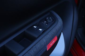 Voertuigafbeelding 29