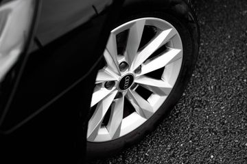 Voertuigafbeelding 6