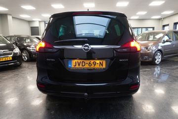 Voertuigafbeelding 5